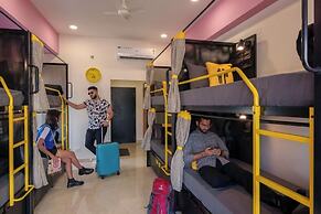 The Hosteller Jaipur, MI Road