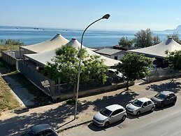 Suites Domus Fysi