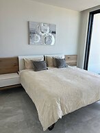 Five Stars Mercurytower 25th