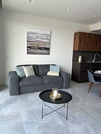 Five Stars Mercurytower 25th