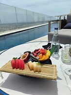 Five Stars Mercurytower 25th