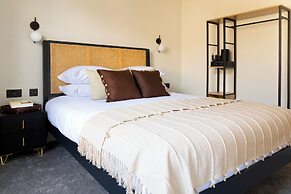 Domain Boutique Rooms