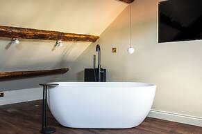 Domain Boutique Rooms