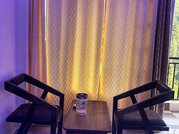 Hotel The Luxeblue Shimla Mountain View