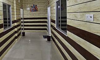 Hotel Saral Guest House Ram Mandir