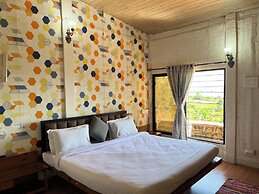Astoria Lagoon Resort