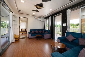Astoria Lagoon Resort