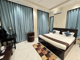 Astoria Lagoon Resort