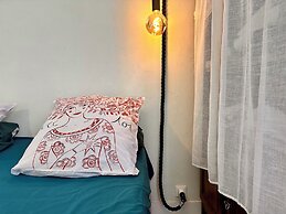 La Room Gallery
