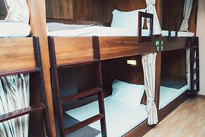 The Lodge BKK Hostel