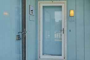 1 Mi to North Carolina Aquarium: Beachfront Escape