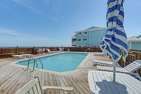 1 Mi to North Carolina Aquarium: Beachfront Escape