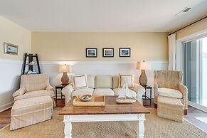 1 Mi to North Carolina Aquarium: Beachfront Escape