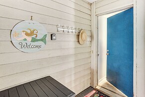 Oceanfront Condo in Harbor Island Community!