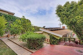 Walk to Private Beach: Rancho Palos Verdes Escape!