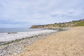 Walk to Private Beach: Rancho Palos Verdes Escape!