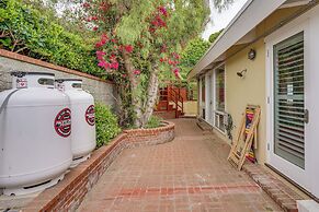 Walk to Private Beach: Rancho Palos Verdes Escape!