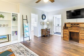 8 Mi to Columbia River Gorge: Home w/ Serene Deck!