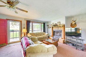 5 Mi to Lake Junaluska: Mtn Haven w/ Deck!