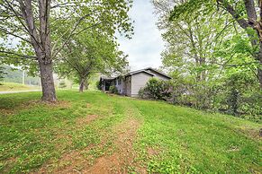 5 Mi to Lake Junaluska: Mtn Haven w/ Deck!
