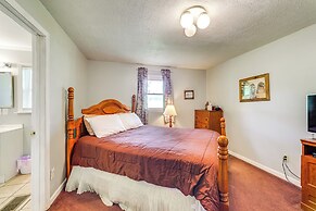 5 Mi to Lake Junaluska: Mtn Haven w/ Deck!