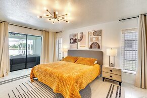 Group Getaway: Luxe Lakeside Gem in Port Charlotte