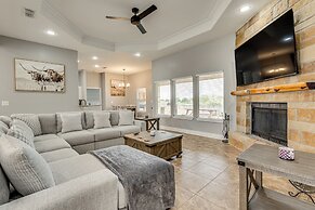 1 Mi From Lake: Pet-friendly Del Rio Gem