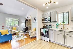 Poconos Family Home w/ Lake Access & Game Room