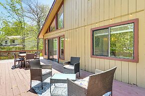 Poconos Family Home w/ Lake Access & Game Room