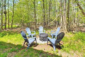 Poconos Family Home w/ Lake Access & Game Room
