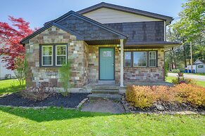 1 Mi to Lake Erie: Family-friendly Angola Home!