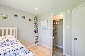1 Mi to Lake Erie: Family-friendly Angola Home!