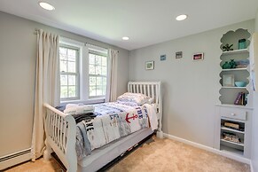 1 Mi to Lake Erie: Family-friendly Angola Home!