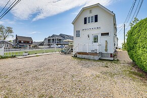 Walk to Hawk's Nest Beach: Coastal Old Lyme Apt