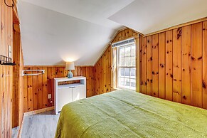 Walk to Hawk's Nest Beach: Coastal Old Lyme Apt