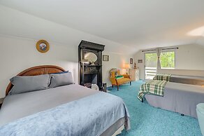 Home 3 Mi to Main St Julian: Great for Groups!