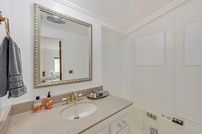 Home 3 Mi to Main St Julian: Great for Groups!