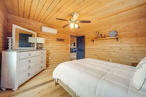Pet-friendly Hideaway 13 Mi to Leakey