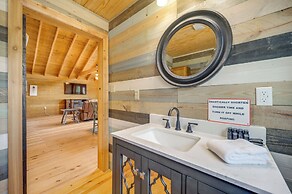 Pet-friendly Hideaway 13 Mi to Leakey