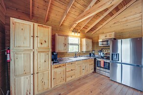 Pet-friendly Hideaway 13 Mi to Leakey