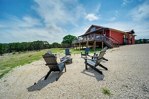 Pet-friendly Hideaway 13 Mi to Leakey