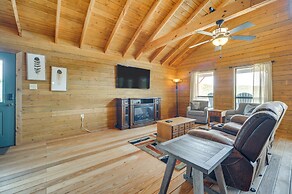 Pet-friendly Hideaway 13 Mi to Leakey