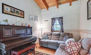 Near State Parks: Countryside Cottage in Wellsboro