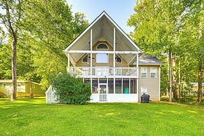 Remote Escape: Lake Home w/ Dock in Sparta!