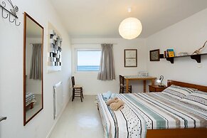 Agrilos Seafront Serenity - Waterfront Oasis