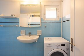 Agrilos Seafront Serenity - Waterfront Oasis