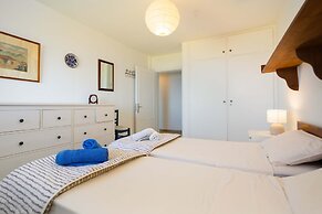 Agrilos Seafront Serenity - Waterfront Oasis