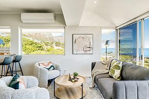 Ocean View 2 bed Apt in Camps Bay Skyline Heights