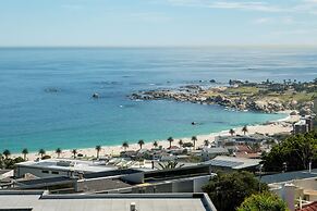 Ocean View 2 bed Apt in Camps Bay Skyline Heights