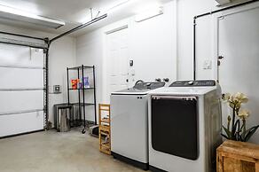 Chic Family Getaway Near LA With Space to Unwind